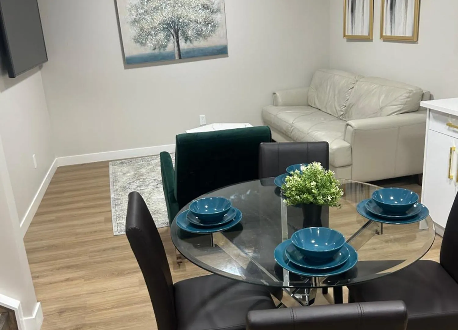 Dehaven Apartment Edmonton